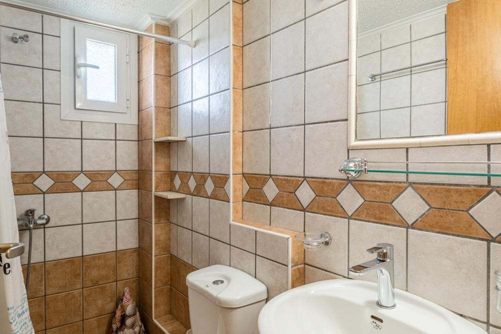 Bonos Apartments Stoupa Luaran gambar
